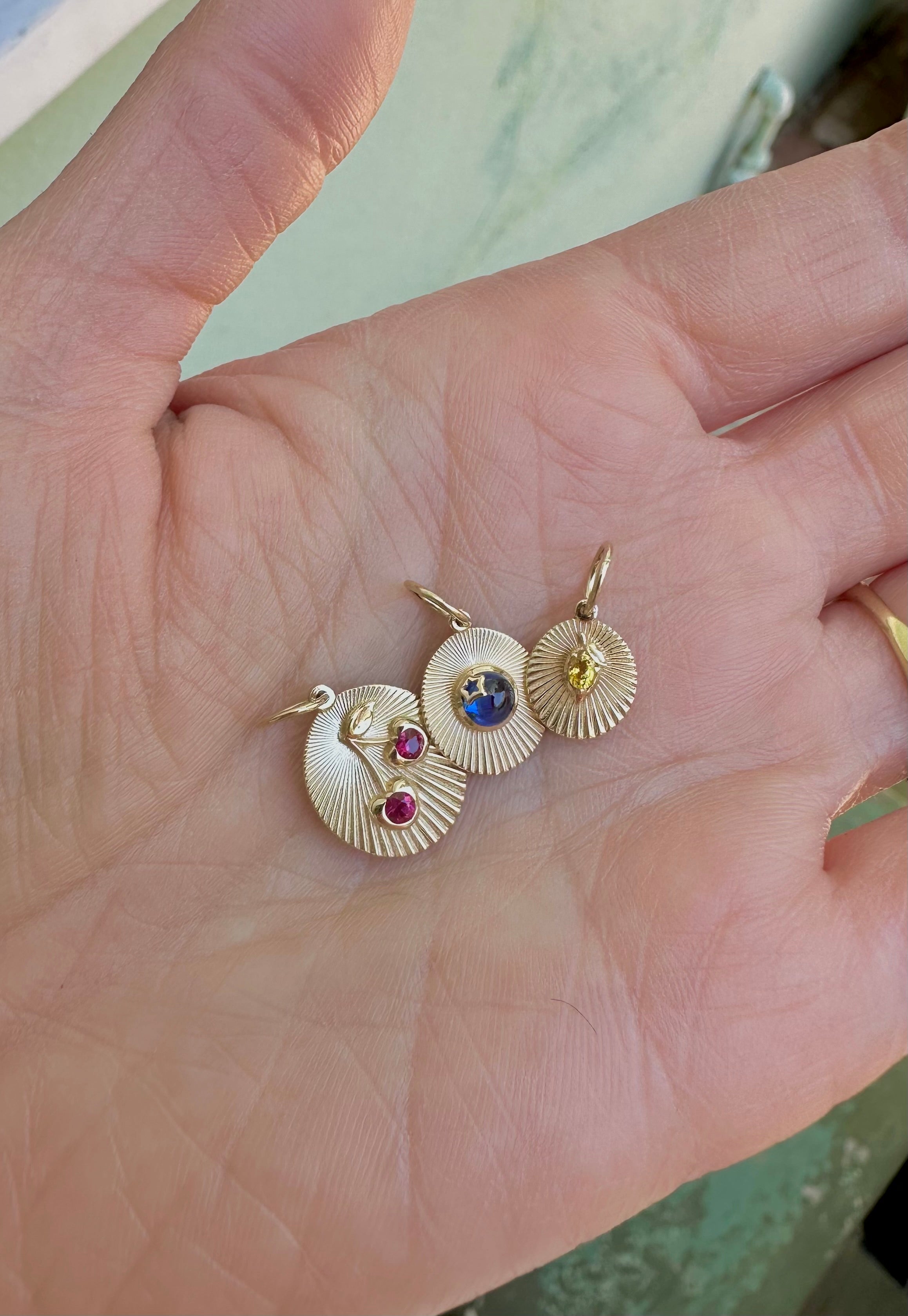 Lemon JoyLight charm with Yellow Sapphire