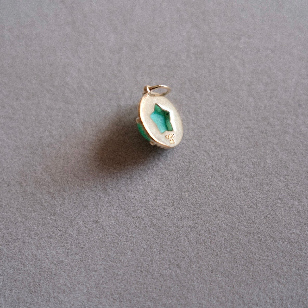 Infinitelight with Star Chrysoprase Cab