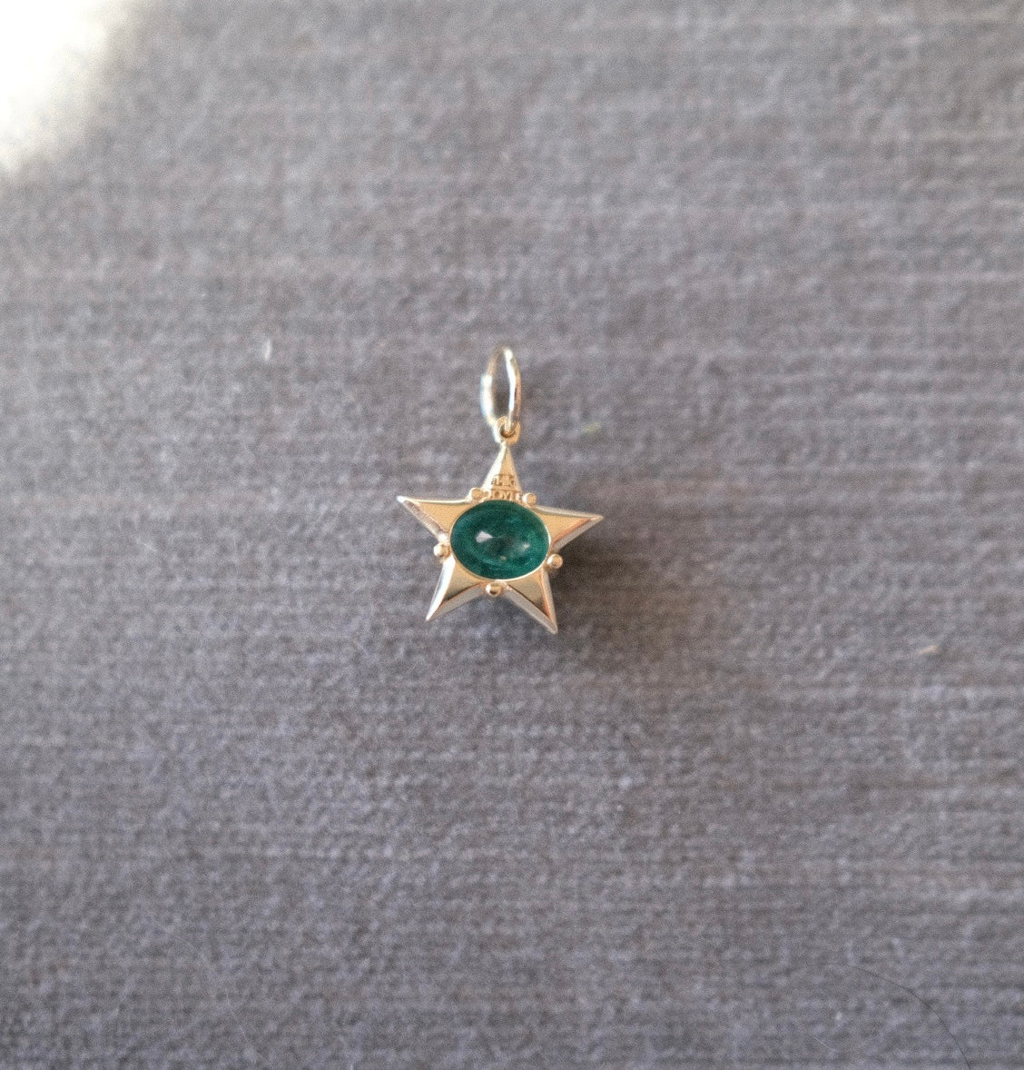 StarLight charm with Emerald