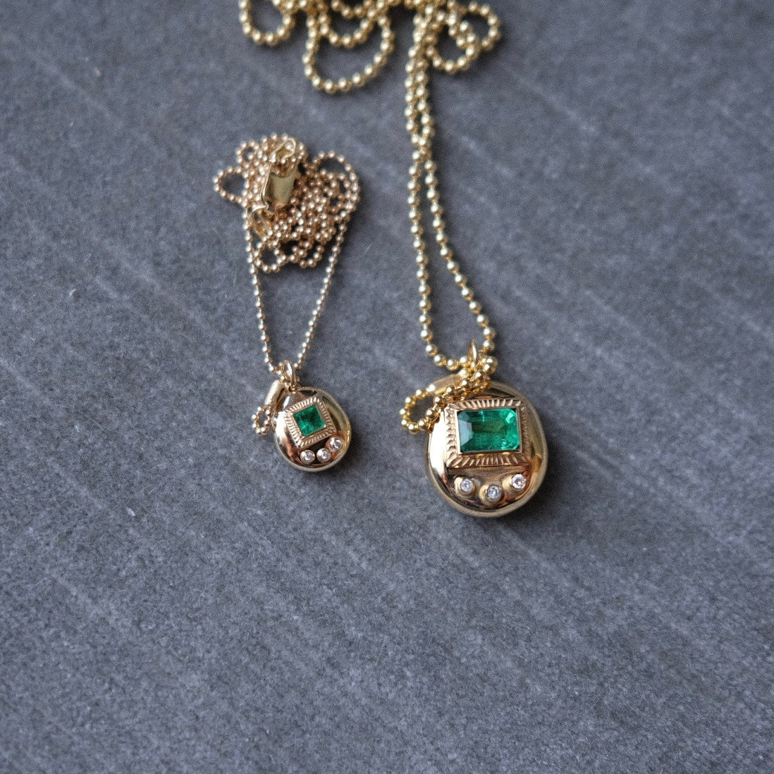 Original Mama Gemagotchi Necklace- Emerald Screen