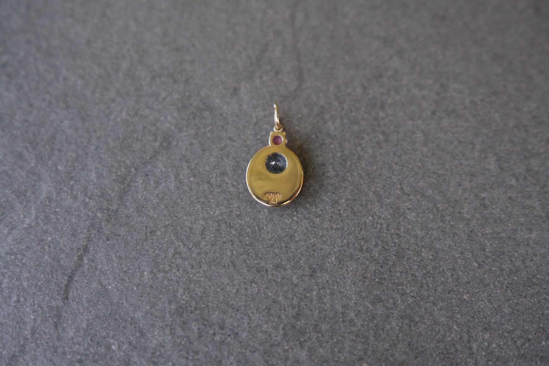 JoyLight charm with Montana Sapphire and pink sapphire accent