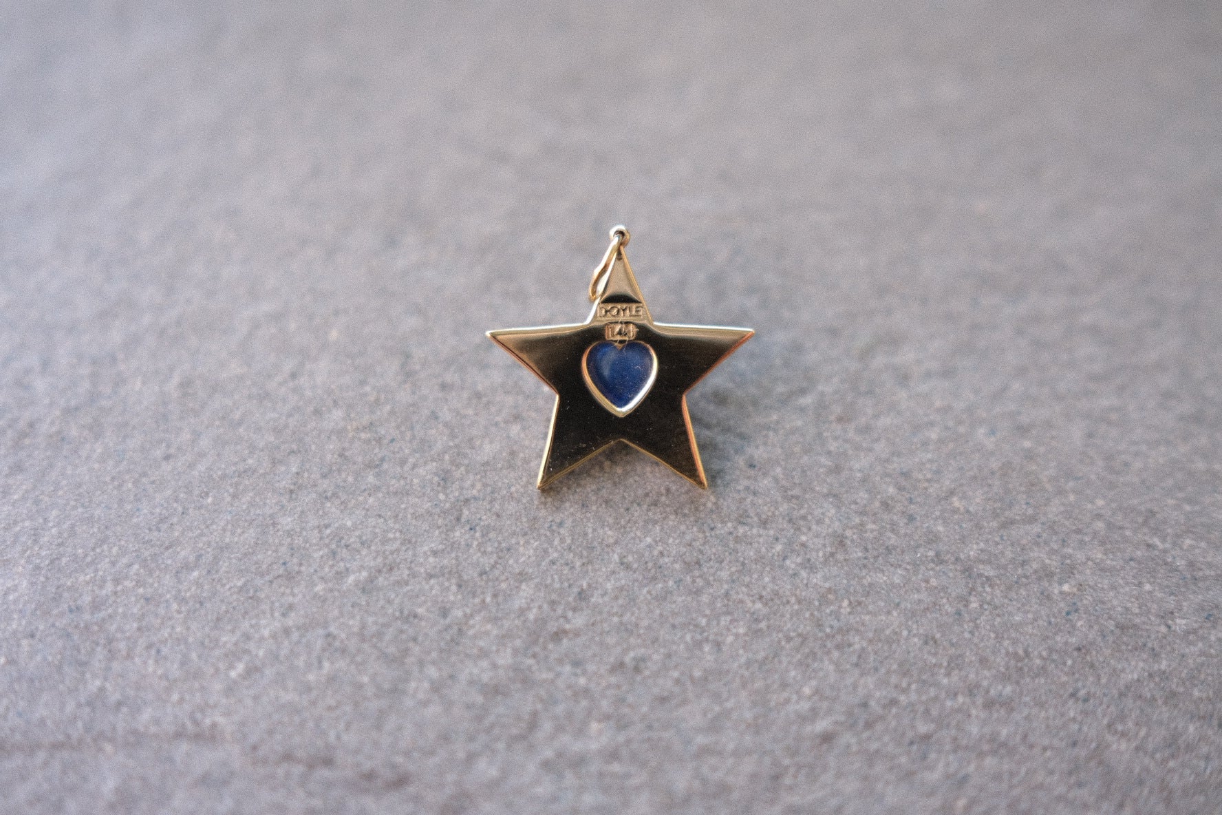 StarLight with Heart Blue Sapphire Cabochon