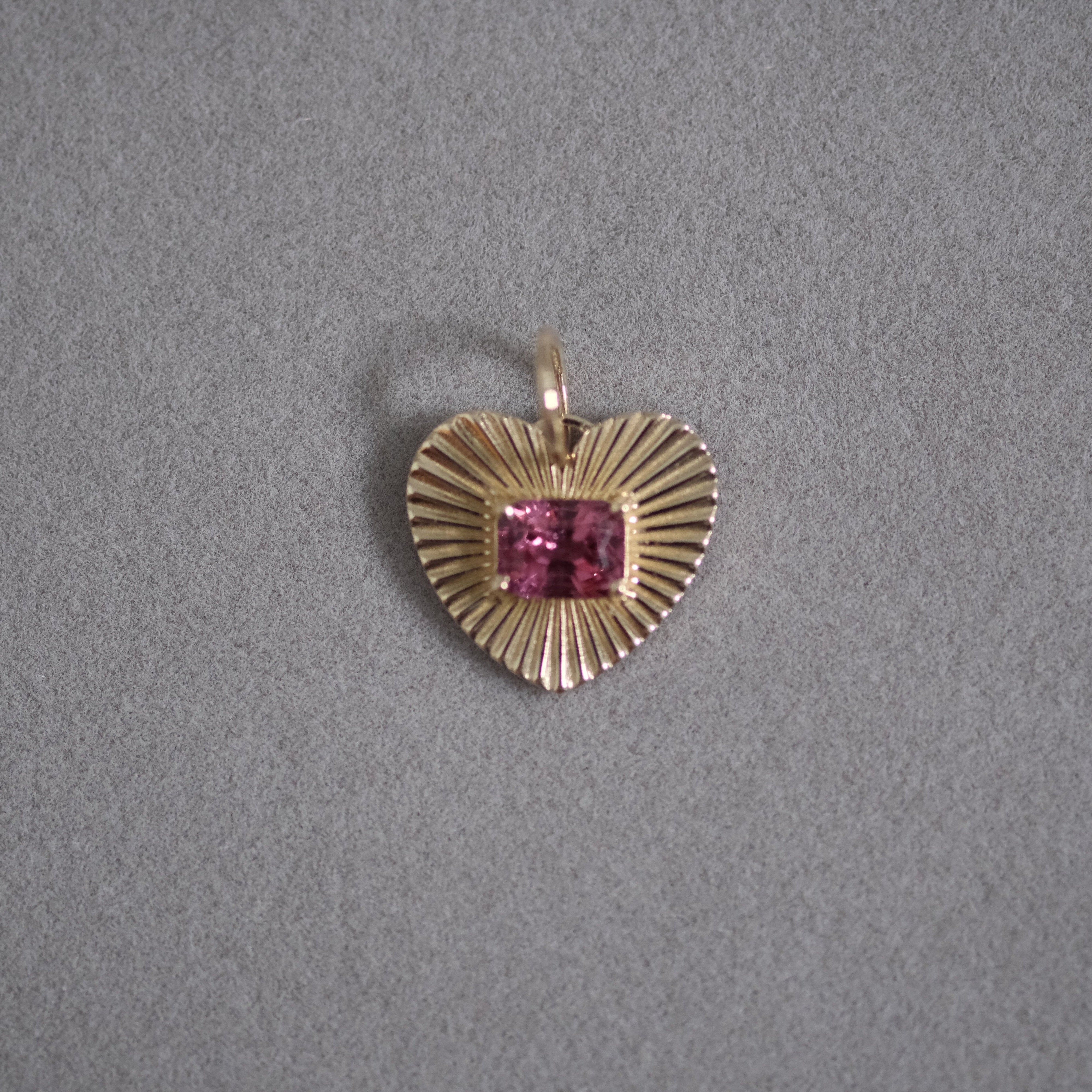 19. LoveLight with deep pink Sapphire
