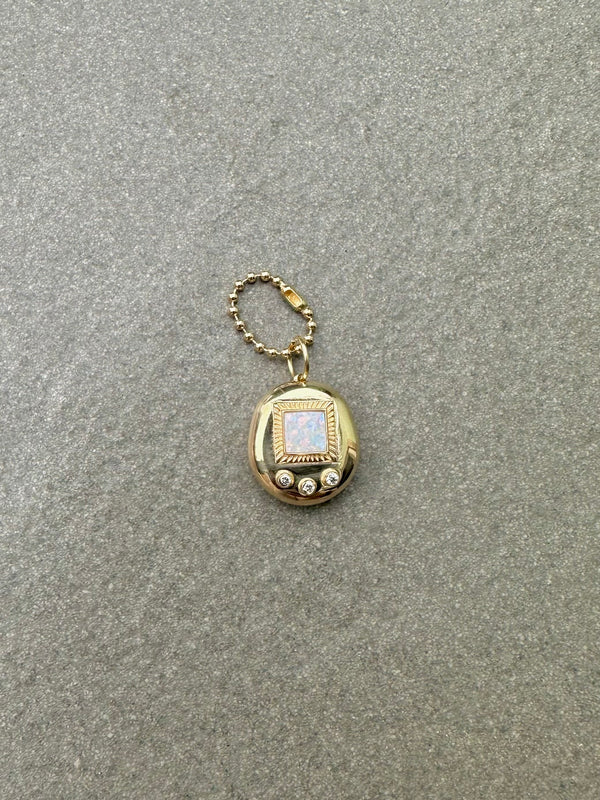 PREORDER APPROX SHIP 9/8/25 Gemagotchi - Mama size - Opal