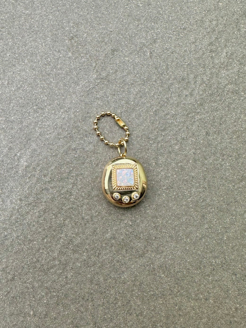 PREORDER APPROX SHIP 9/8/25 Gemagotchi - Mama size - Opal