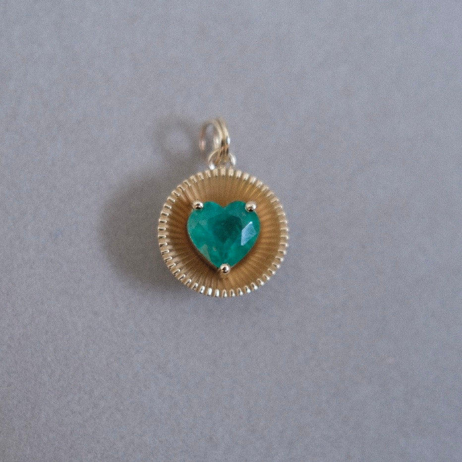 Infinite Light Cup with Emerald Heart