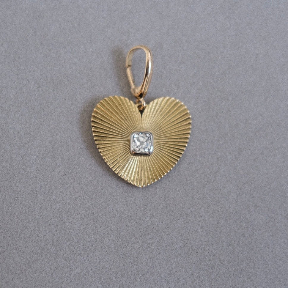 Lovelight with Mine cut Diamond