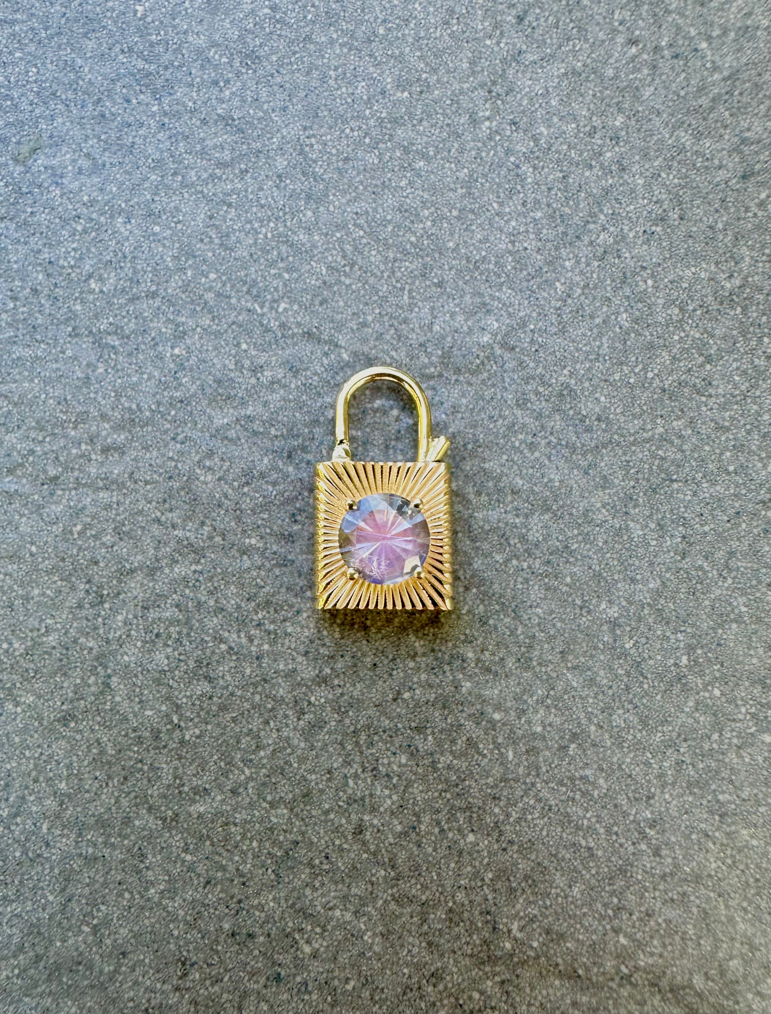 Lightlock with Moonstone