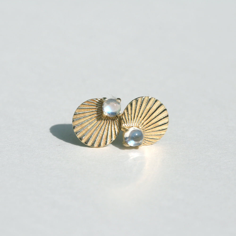 Moonstone Infinite Light Stud