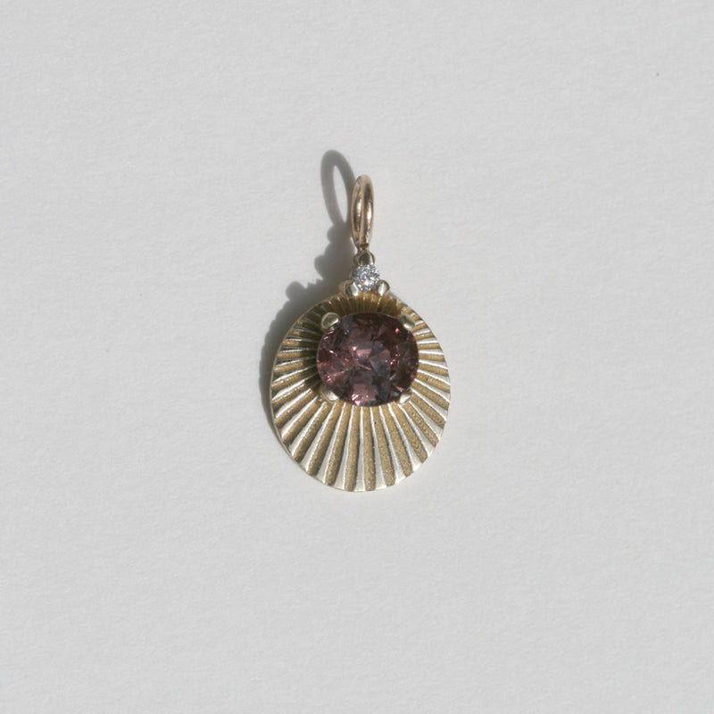 color change garnet in starburst setting